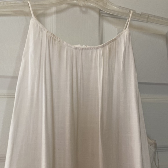 White Maxi sundress size medium - Picture 2 of 3